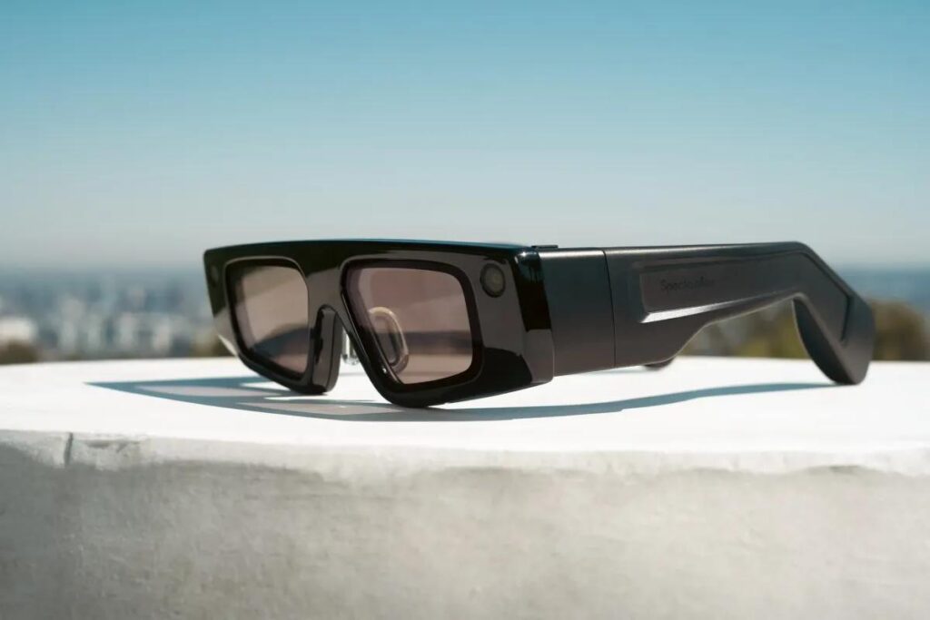 Can Specs Finally Bring Augmented Reality to the Mainstream?
